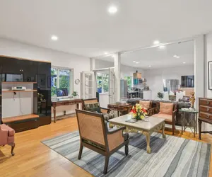 Photo 5 - 592) 6 bedrooms/Walking distance to airport