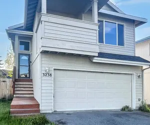 Photo 4 - Updated house in the heart of Anchorage Alaska!