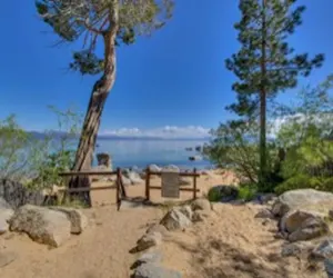 Photo 2 - Cozy Cabin with Private Hot-Tub Near Lake