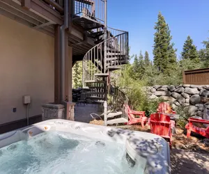 Photo 2 - Luxe Northstar Hot-Tub Bunk Room