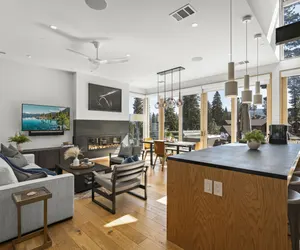 Photo 3 - Ski-In/Ski-Out Luxury w/ Hot Tub