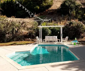 Photo 2 - POOL!: 4BR BURBANK HOUSE w/ *SWIMMING POOL* and LARGE FENCED PATIO/YARD (p12)