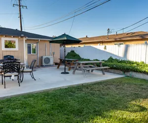 Photo 5 - RENOVATED/REMODELED 3BR HOUSE in TORRANCE with FENCED YARD (p11)