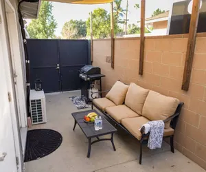 Photo 2 - VAN NUYS DELIGHT: QUAINT 1BR GUESTHOUSE w/ COVERED PARKING & PRIVATE PATIO p18