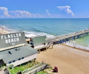 Photo 2 - Family Pool Retreat • Sleeps 10 • Near Beach • BBQ