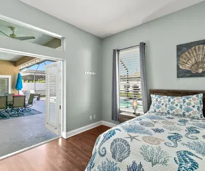 Photo 3 - Sea LaVie - 5BR Family Retreat with Pool, Lanai, Bikes & Games