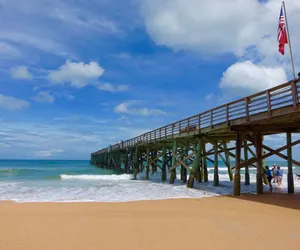 Photo 5 - Sea LaVie - 5BR Family Retreat with Pool, Lanai, Bikes & Games