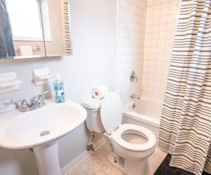 Photo 5 - THE Plush Place #2 - Steps to OSU Medical Center.