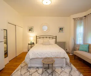 Photo 3 - Cozy, Spacious Studio In Coolidge Corner