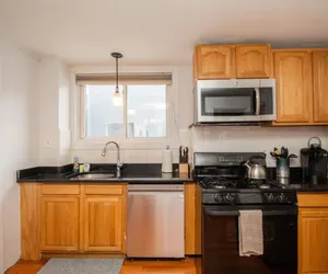 Photo 5 - Sun-filled 1-bed, 1 bath in Brookline Village