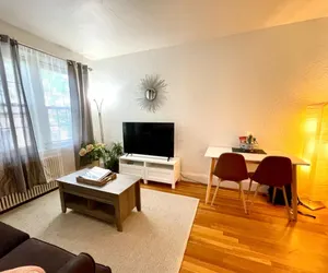 Photo 3 - Sunny, Renovated, Furnished 1-Bed, Close to BU, BC, MBTA