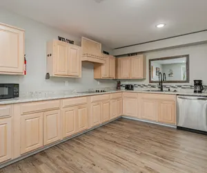 Photo 3 - Cozy Home on Lake Huron II