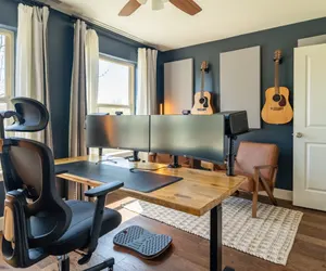 Photo 3 - Movie Theater, Office, Pets! - Stunning Bend Home