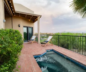 Photo 2 - Hot Tub/Pool, Views, Pets-Catalina Foothills Casa