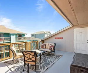Photo 4 - The Coastal Nest: Steps from the Beach and Poolside Relaxation