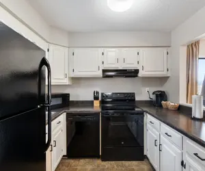 Photo 3 - Stay Well on 5