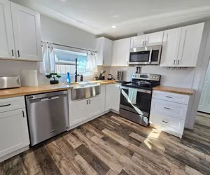 Photo 5 - Cozy home 5min to Park Ave and Downtown Orlando