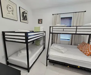 Photo 5 - Triplex Sleeps17 CollegePark Golf 5min to Downtown