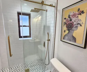 Photo 5 - Stylish Duplex walkTO Lake Eola Orlando.  Sleeps 8