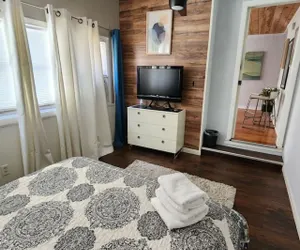 Photo 2 - Comfy 1930s Historical Bungalow DT by LakeEola