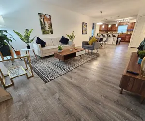 Photo 3 - Bungalow DT by Lake Eola & KIA center Sleeps 12