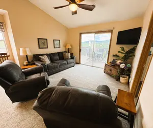 Photo 4 - Branson condo near Silver Dollar City