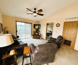 Photo 2 - Branson condo near Silver Dollar City