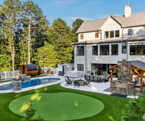 Photo 2 - Ultra Luxe Home in Eureka Springs