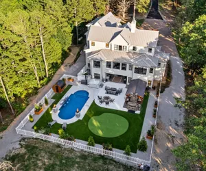 Photo 3 - Luxe Lodge