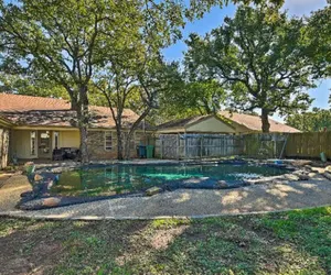 Photo 3 - 3 Bedroom with a Pool