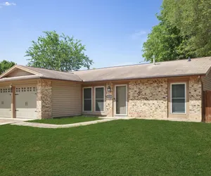 Photo 3 - Cozy 3BR Home | Family-Friendly | Near Attractions