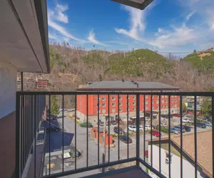 Photo 5 - Oak Square - Unit