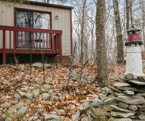 Photo 4 - Tranquil Pocono Retreat w/Pool/Lake Access, 3/2