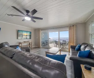 Photo 2 - 2,000 SqFt Condo w/ Private Indoor Poolside Cabana