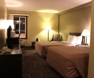 Photo 2 - Sunlac Inn