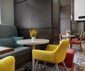 Photo 2 - Hampton Inn & Suites Tulsa/Tulsa Hills