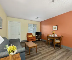 Photo 5 - Affordable Suites Fredericksburg