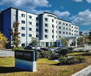 Photo 2 - Courtyard by Marriott Biloxi North/D'Iberville