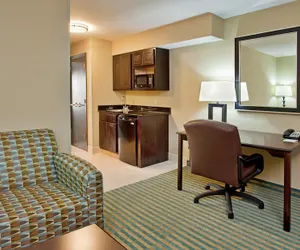 Photo 4 - Holiday Inn Columbia East, an IHG Hotel