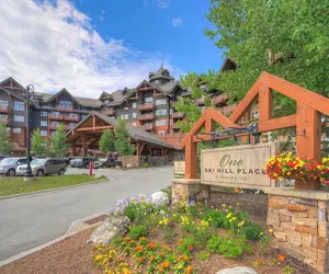 Photo 2 - One Ski Hill Place, A RockResort