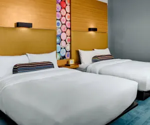 Photo 5 - Aloft Chapel Hill