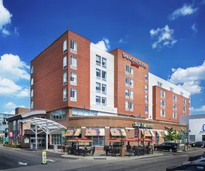 Photo 2 - SpringHill Suites by Marriott Pittsburgh Bakery Square