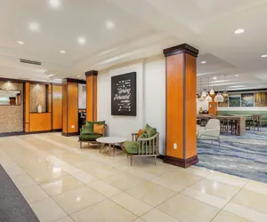 Photo 2 - Fairfield Inn & Suites by Marriott Houston Conroe/Woodlands