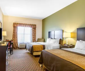 Photo 3 - Spark by Hilton Shawnee