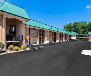 Photo 2 - Quality Inn Tullahoma