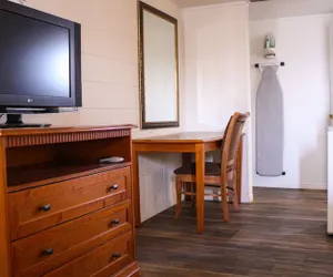 Photo 5 - Budget Inn Ontario