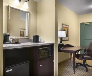 Photo 5 - Country Inn & Suites by Radisson, Concord (Kannapolis), NC