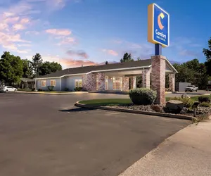 Photo 2 - Comfort Inn & Suites