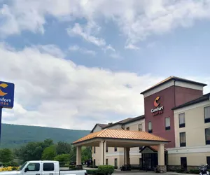 Photo 2 - Comfort Suites Altoona