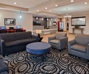 Photo 3 - Best Western Plus Sunrise Inn